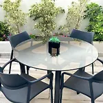 New! Renovated, centrally located, Private entrance, terrace
